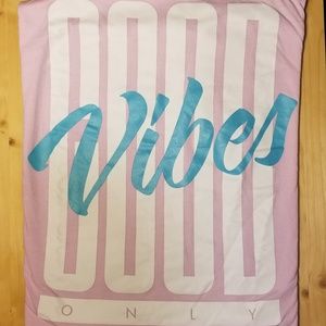 Good Vibes Only Tee